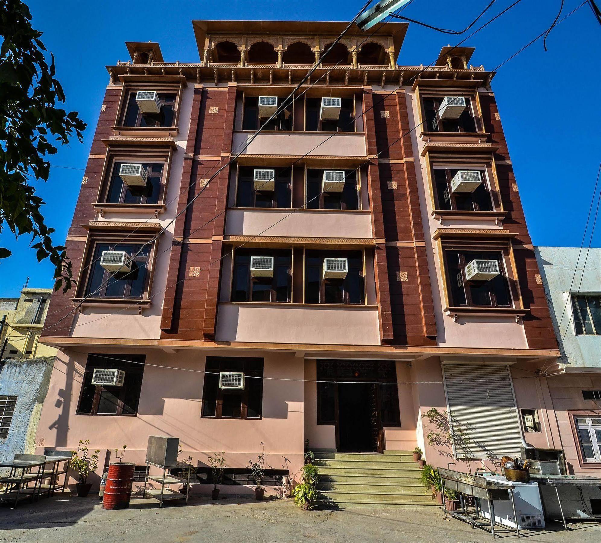 Hotel Ram Singh Palace Джайпур Екстериор снимка