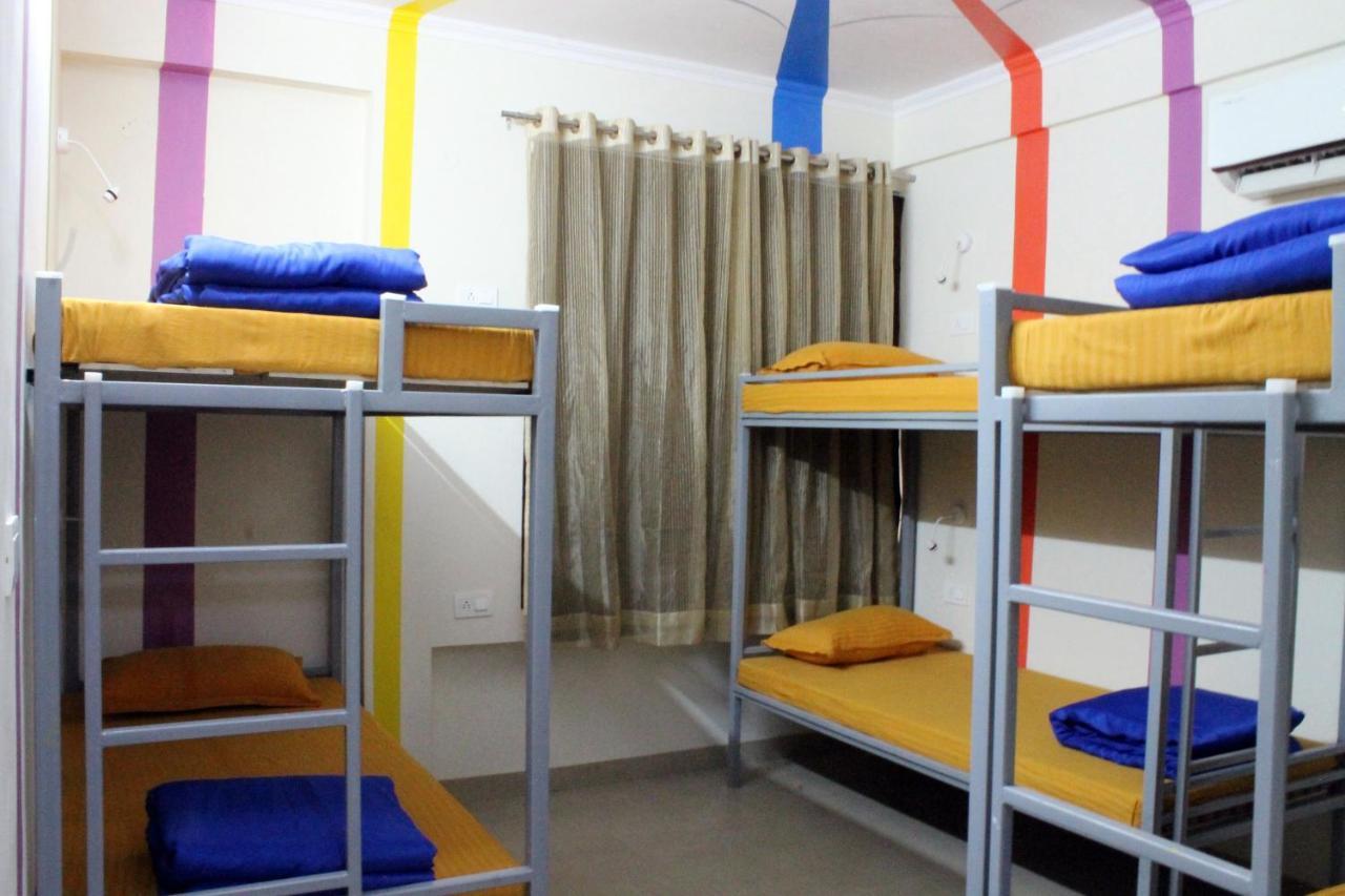 Hotel Ram Singh Palace Джайпур Екстериор снимка
